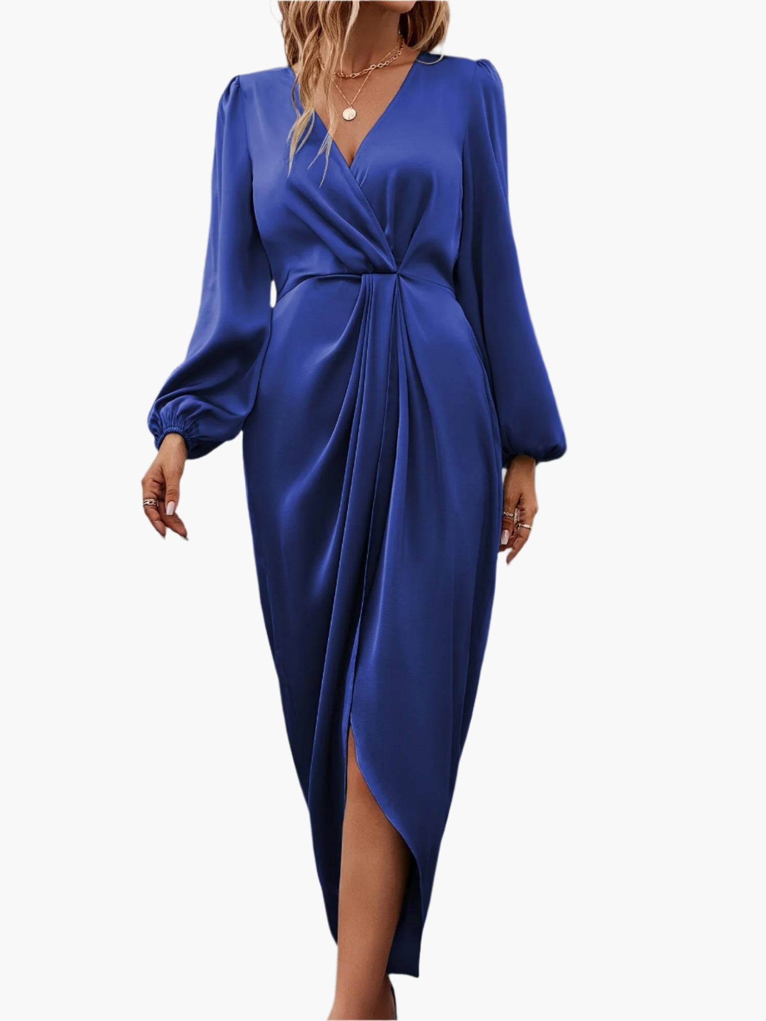 Chic ladies evening dress with long sleeves and elegant pleat detail