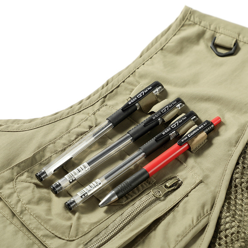Men's Outdoor Vest with Multiple Pockets for Adventure and Travel