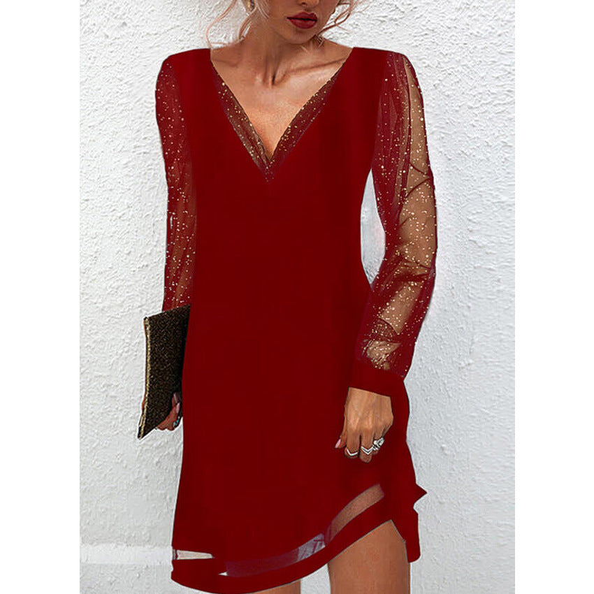 Samantha – Dress with Lace and V Neck