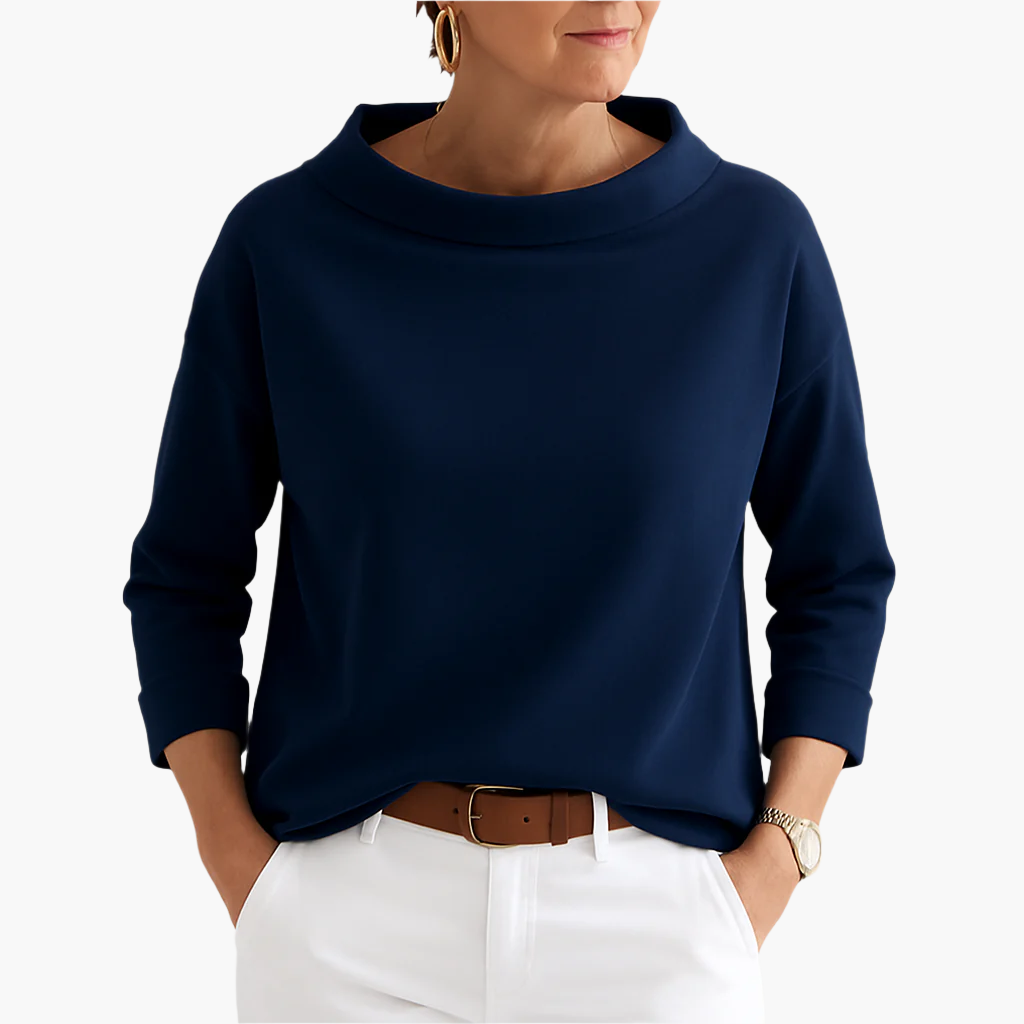 Women's top with wide boat neck and 3/4 sleeves – timeless comfort for every day
