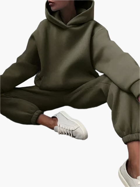 Women's Oversized Hoodie and Jogging Pants Set – Comfortable Loungewear for Winter and Leisure Time