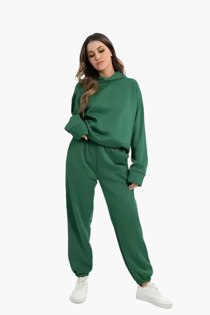 Women's Oversized Hoodie and Jogging Pants Set – Comfortable Loungewear for Winter and Leisure Time