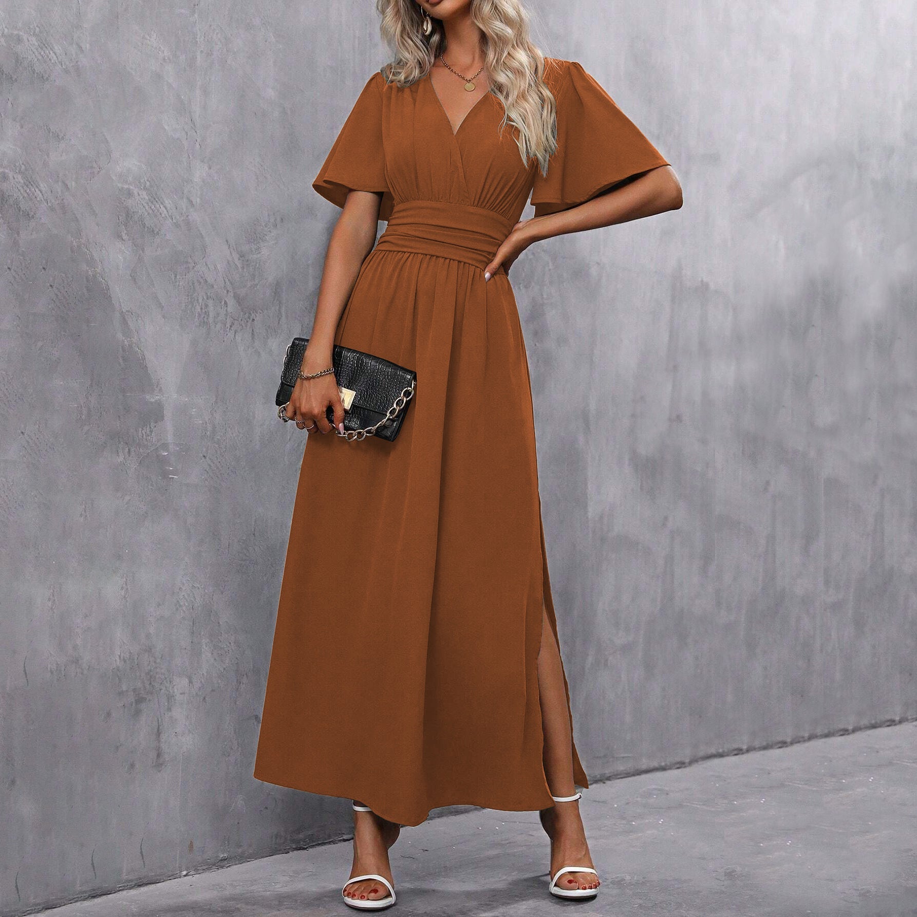 Women's Maxi Dress with V-Neck and Split – Elegant Evening Dress with Summery Flair