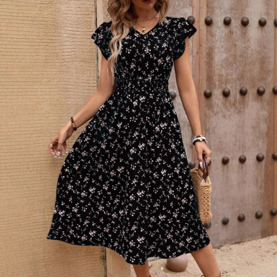Jane – Elegant V-neck Dress with Ruffles