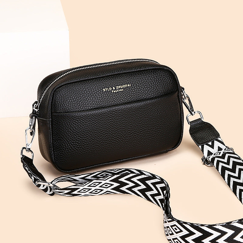 Women's crossbody shoulder bag with wide strap – Fashionable and practical for daily use