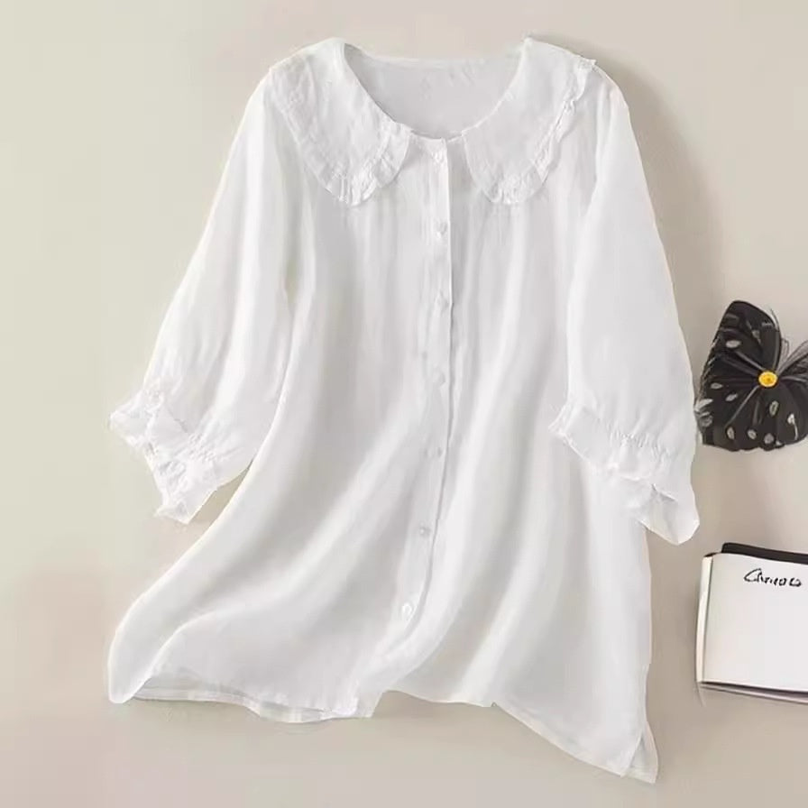 Women's Blouse with Round Collar and Button Closure – Romantic Casual Look
