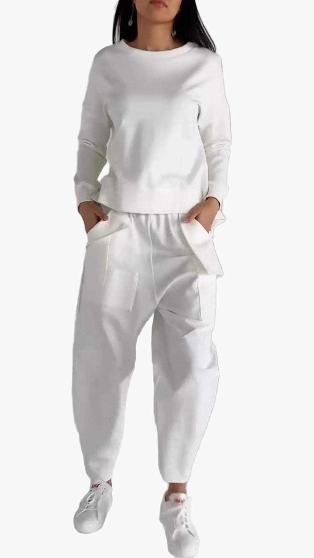 Women's Two-Piece Lounge Set – Comfortable Casual Outfit for Home and Leisure Time