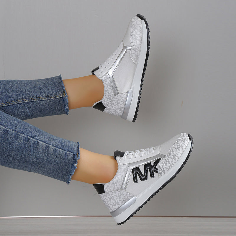 Sanne - Comfortable Fashion Sneakers